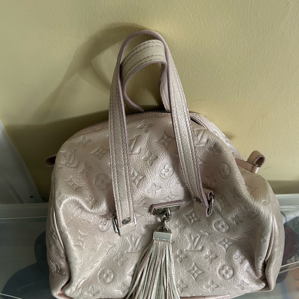 Louis Vuitton Blush Metallic Comete Satchel with Monogram  (Excellent Condition)